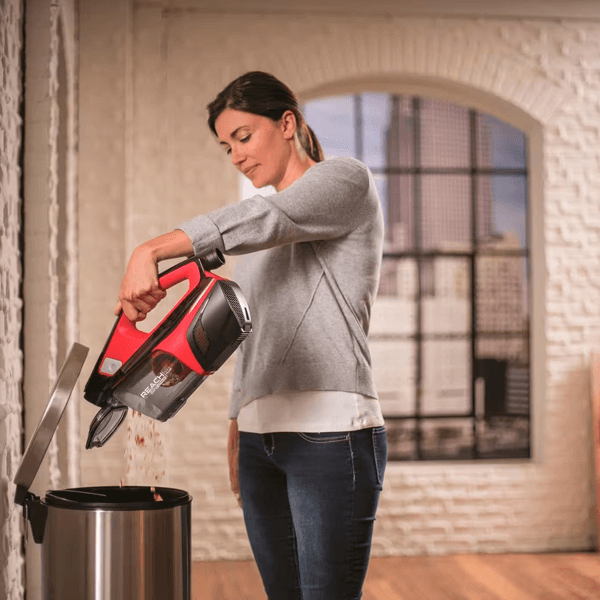 Torbasız süpürgenin boşaltılması ve temizlenmesi : Kapak Görseli